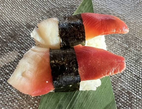 Hokkigai Sushi