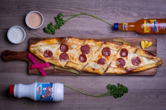 Sucuk Pide