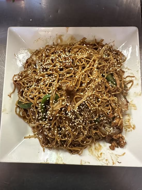 86. Chow Mein à la Mode de Hong Kong (Bœuf) / Hong Kong Style Chow Mein (Beef)