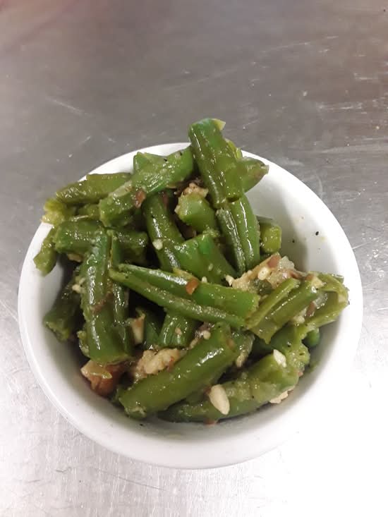 String Beans (Smoked Turkey)