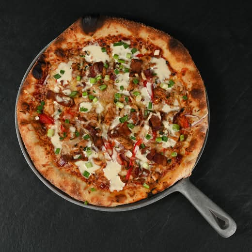 Pizza au poulet bbq / BBQ Chicken Pizza