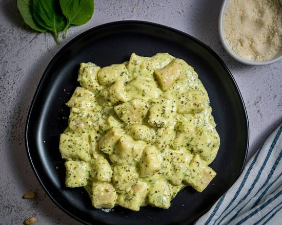 Lucknowi Sunahari Paneer Korma