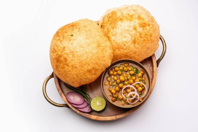 Amritsari Punjabi Chole Bhature