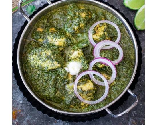 Punjabi Dhaba Saag Chicken