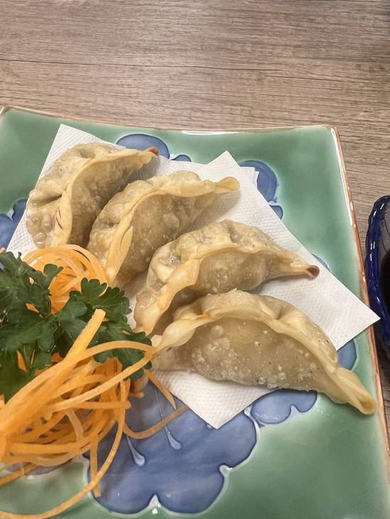 Gyoza (4 pcs)