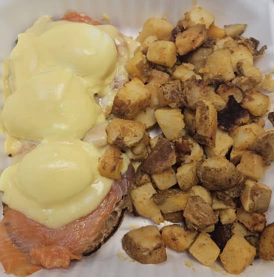 Smoked Salmon Benny
