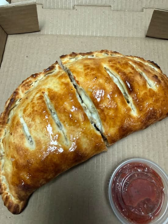 Cheese Lover (Calzone)