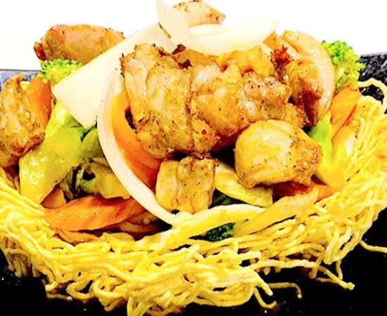 31. Poulet sauté aux légumes / Stir-Fried Chicken and Vegetables