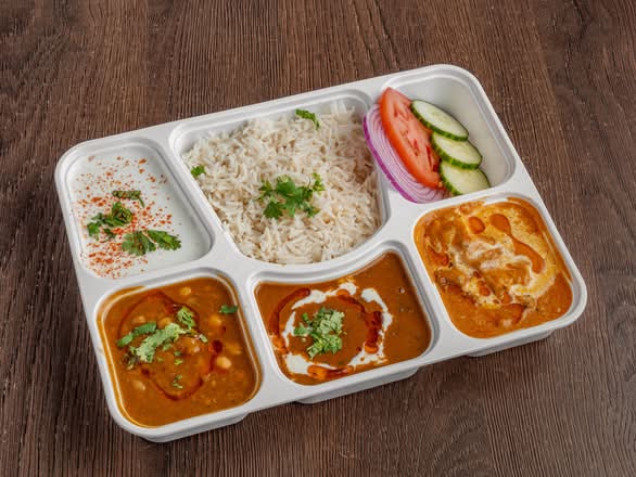 Thali with 2 Tawa Roti