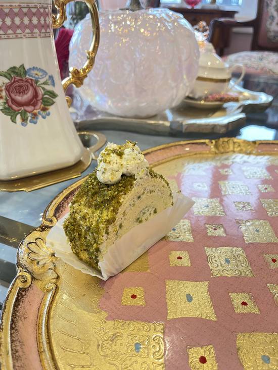 Pistachio Swiss roll