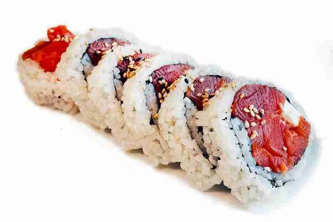 Salmon and Cream Cheese Roll