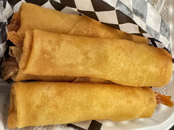 10C. Shrimp Spring Rolls (4pcs)