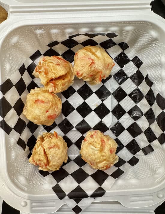 Fried Lobster Ball (6 pcs)