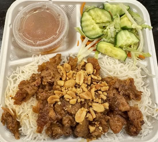 19. Lemongrass Chili Chicken Entree(Spicy)