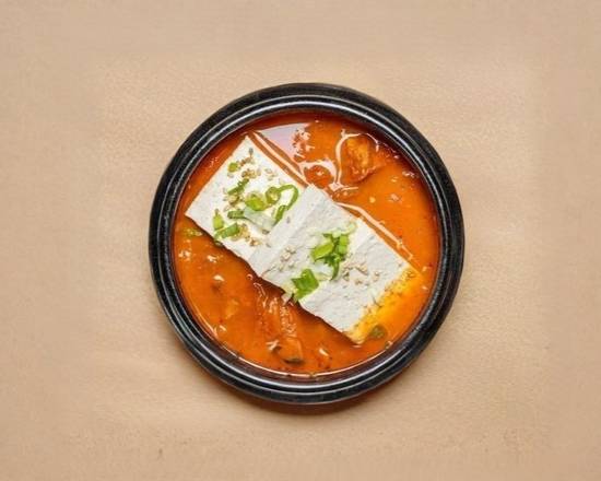 52. Kimchi Jjigae (김치찌개)