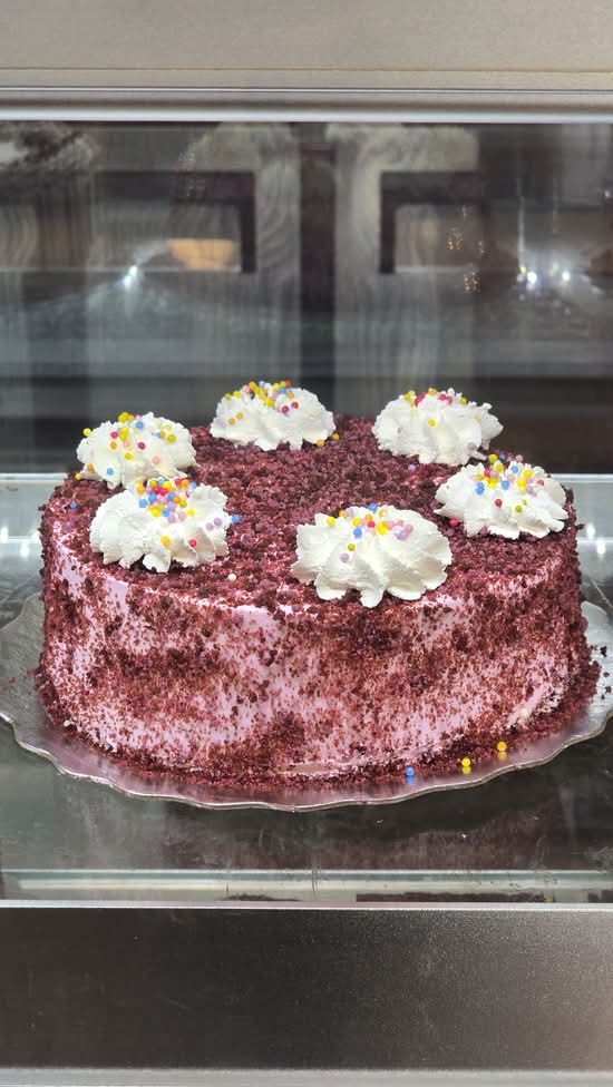 Red Velvet cake 600gm