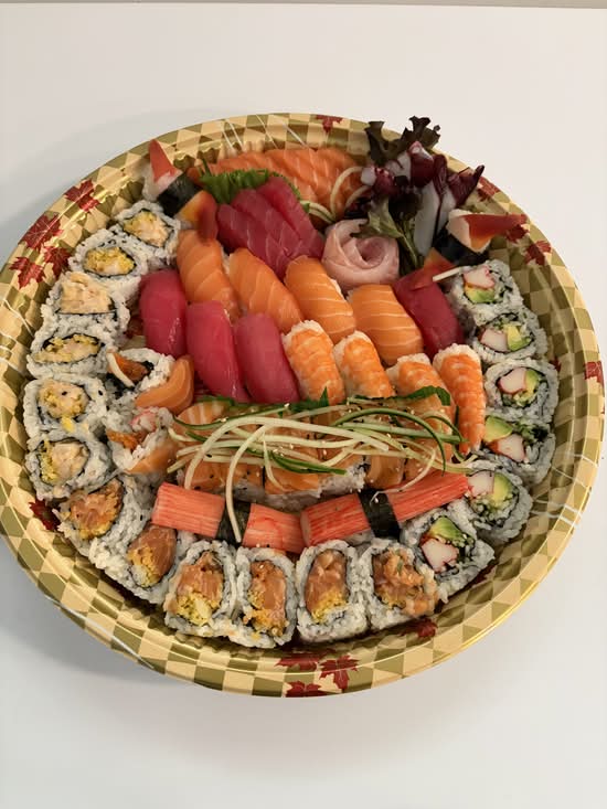 Sushi.sashimi.roll party tray D (55pcs)