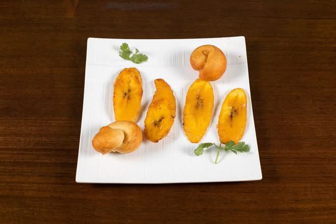 Fried Plantains (5 Pcs)