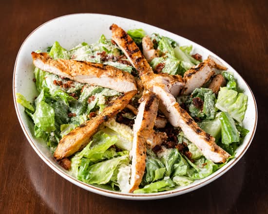 César Avec Poulet Grillé / Caesar with Grilled Chicken
