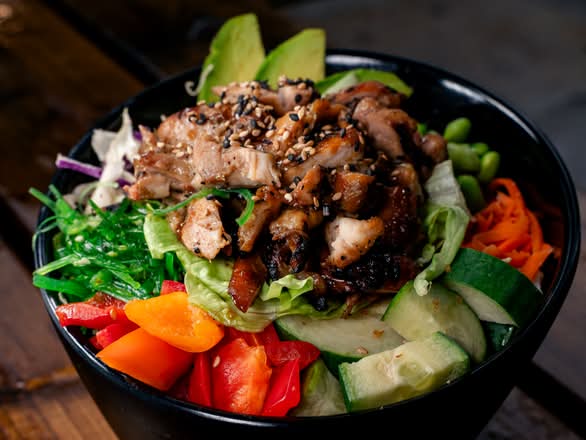 Poke: Poulet saute / Sauteed chicken