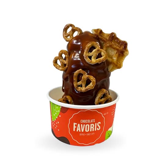 CORNET CARAMEL ÉCLATÉ – MOYEN / CARAMEL KOOKY CONE – MEDIUM