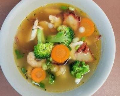 Wonton Soup (24oz.)