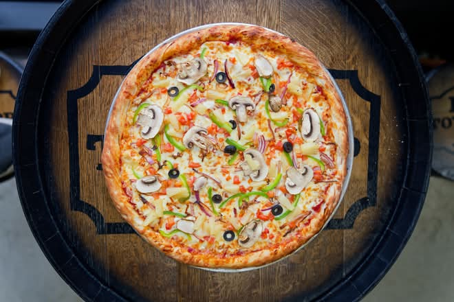 Greenlight Veggie Pizza