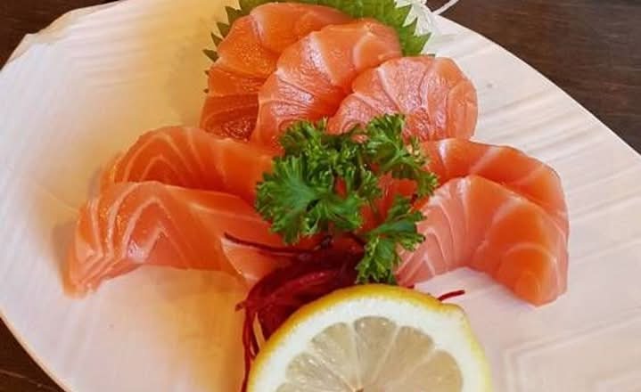 Salmon Sashimi