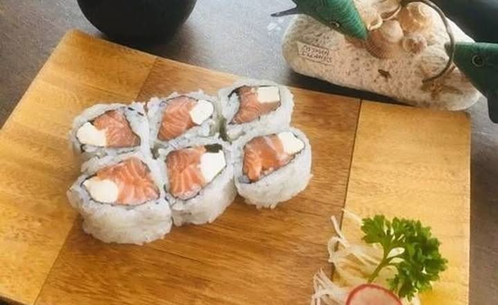 Salmon and Cream Cheese Roll