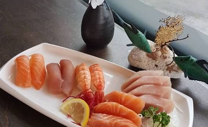 Nigiri and Sashimi Combo