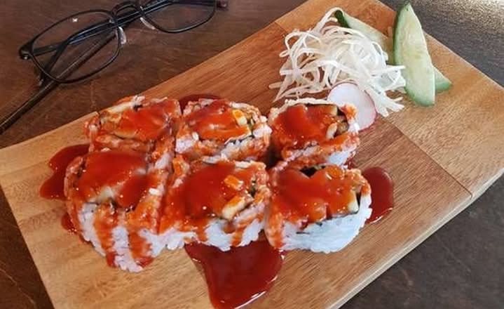 Spicy Salmon Roll
