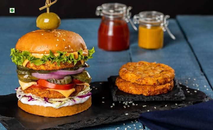 Double Patty Burgur (veg)