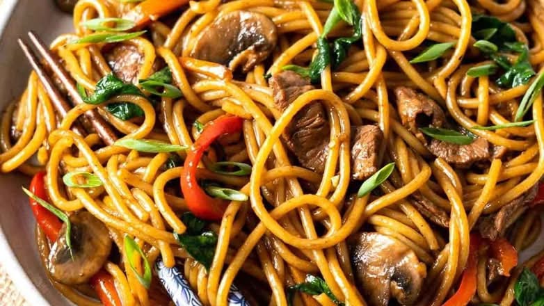Noodles Lo Mein Chicken