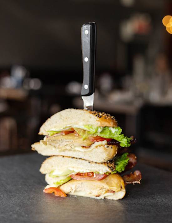 Club-sandwich au poulet rôti /Roasted Chicken Club