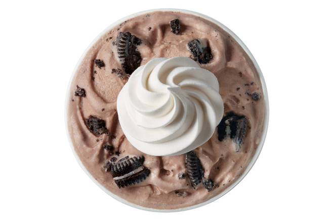 Dessert Blizzard Oreo et chocolat chaud. Oreo Hot Cocoa Blizzard Treat.