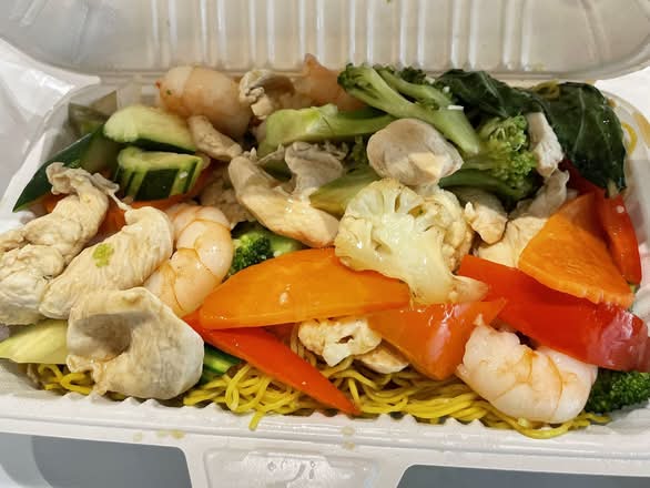 Stir Fried Egg Noodles
