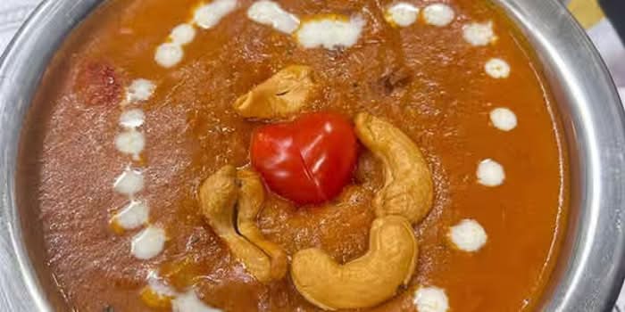 Cherry Tomato Kaju Curry