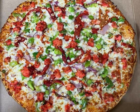 Tandoori Chicken Pizza w/ one creamy ranch dip
