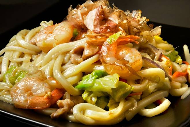 Seafood Fried Udon