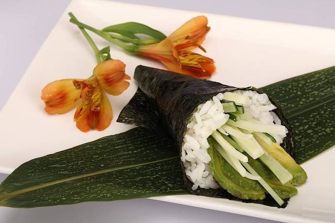 VR2 Avocado,Cucumber And Mango Hand Roll