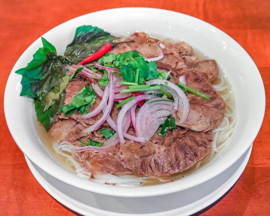BP 61.  Deluxe Beef Rice Noodles