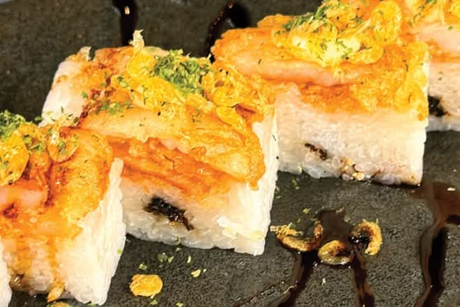 Sakura Crunch Ebi Oshizushi
