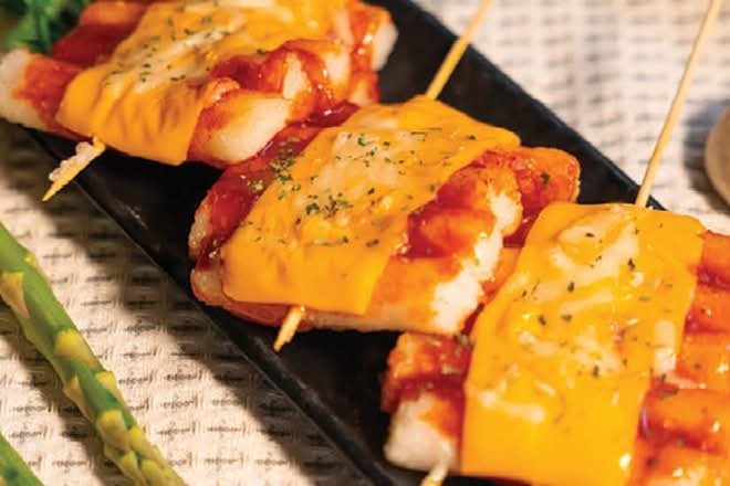 Korean Rice Cake Skewers (2 pcs)