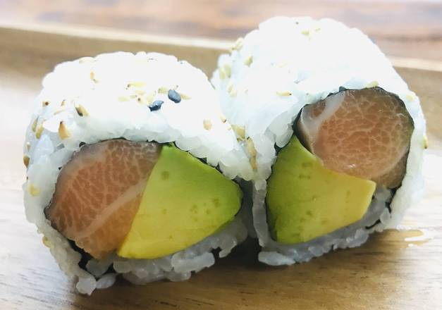 Salmon & Avocado Roll