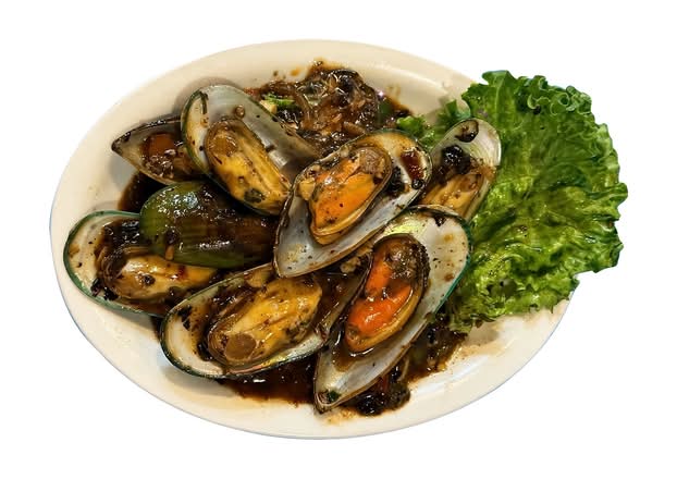 Black Bean Mussels