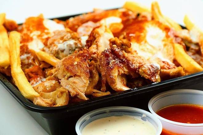 Chicken shawarma on fries