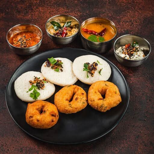 2 Idli & 2 Vada