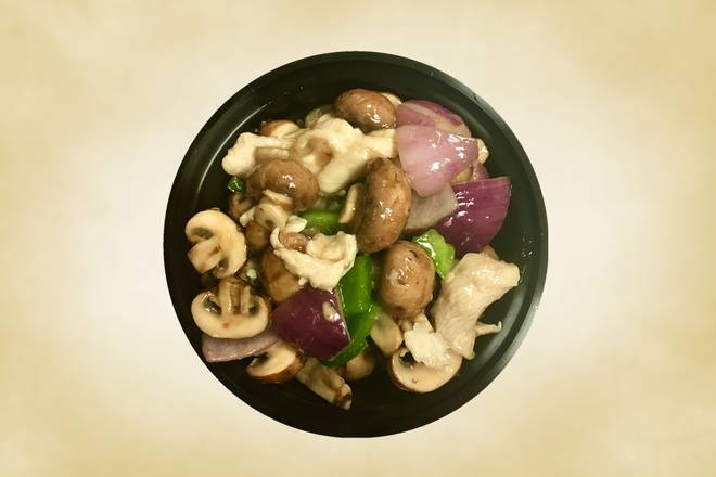 70. Moo Goo Gai Pan