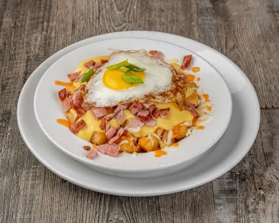 Breakfast Poutine