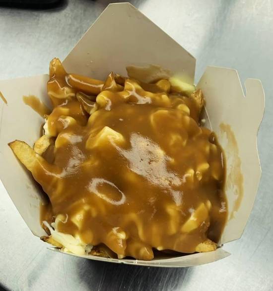Classic Poutine